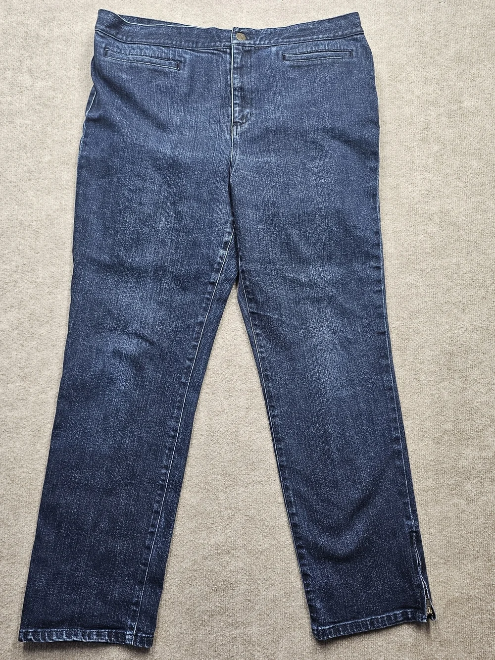 Lauren Ralph Lauren classic flattering
